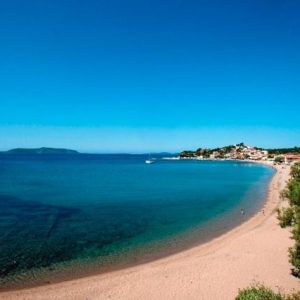 Ενοικιαζόμενα Διαμερίσματα Κορακάκης Beach